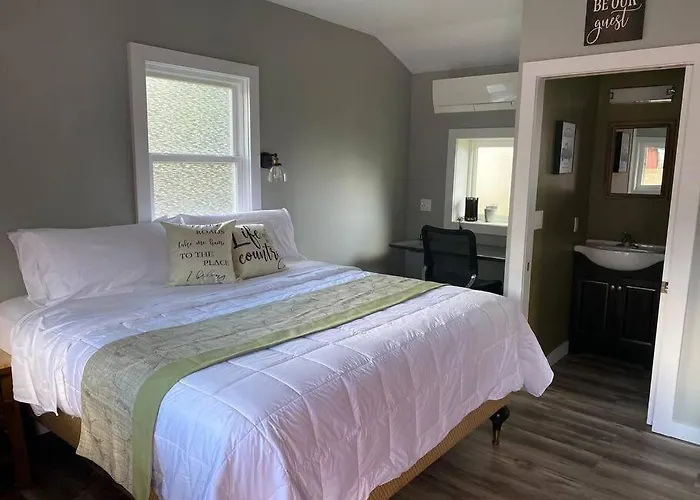 Murphys Law Inn 2
